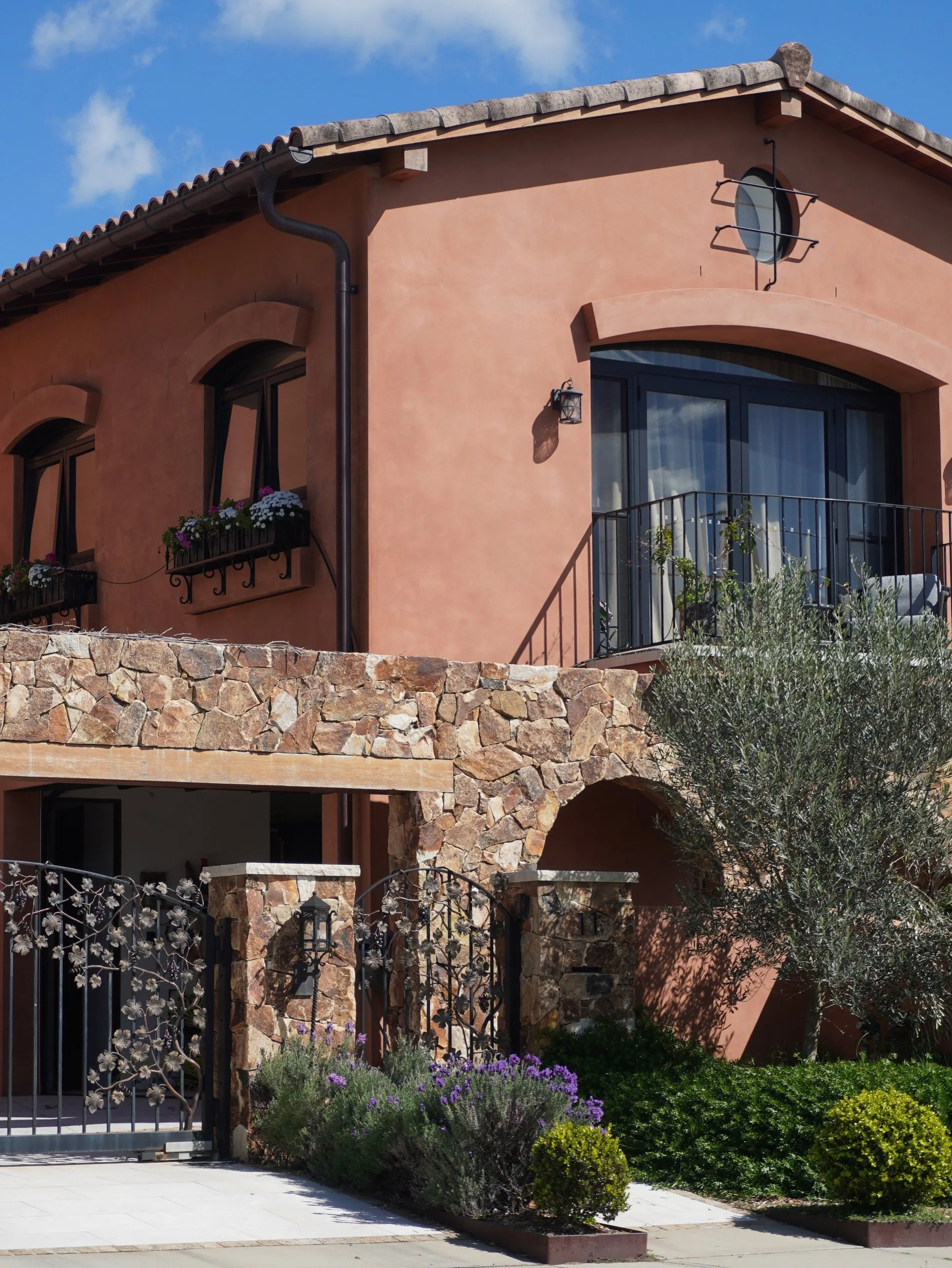A home in Mount Hutton, Lake Macquarie
